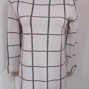 Tahari  Women's Jumper SIZE M